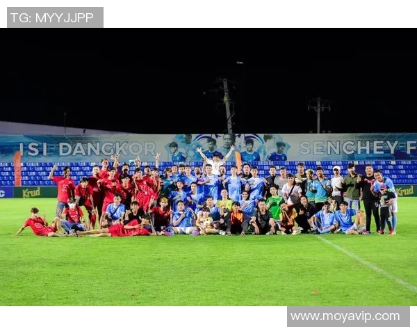 2017年足球明星手游热潮来袭体验真实赛场激情与策略的完美结合