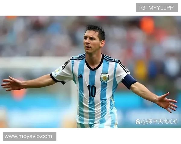 39岁前足球明星的辉煌历程与退役后的新生活探秘