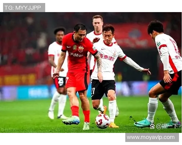 成都排球队以83分领跑大师赛积分榜展现强大实力和竞争力